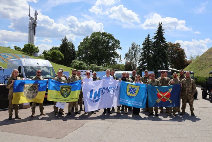 «Українські вертольоти» знову підтримали фронт технікою та автівками на 10 млн грн
