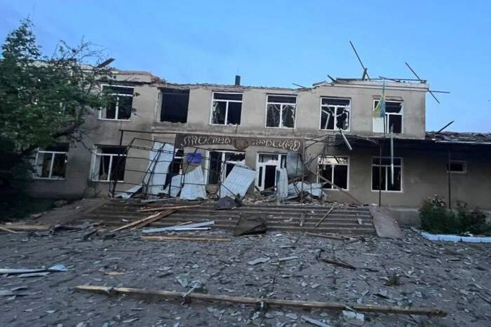 Оккупанты нанесли удар беспилотниками по Одесской области: разрушены медицинское учреждение и лицей