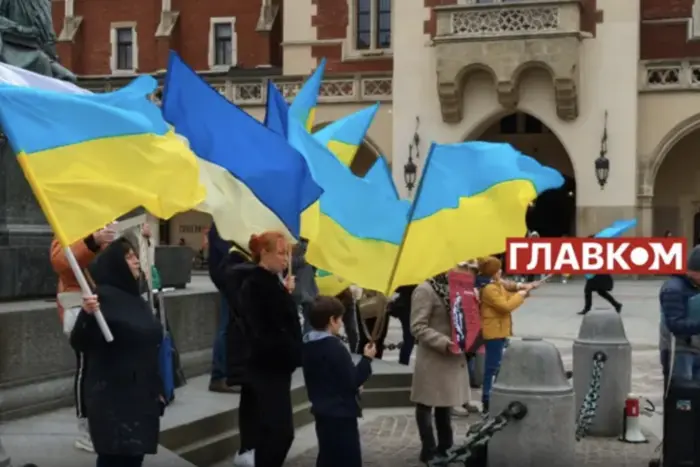 ЕС продлит временную защиту для украинцев: назван срок