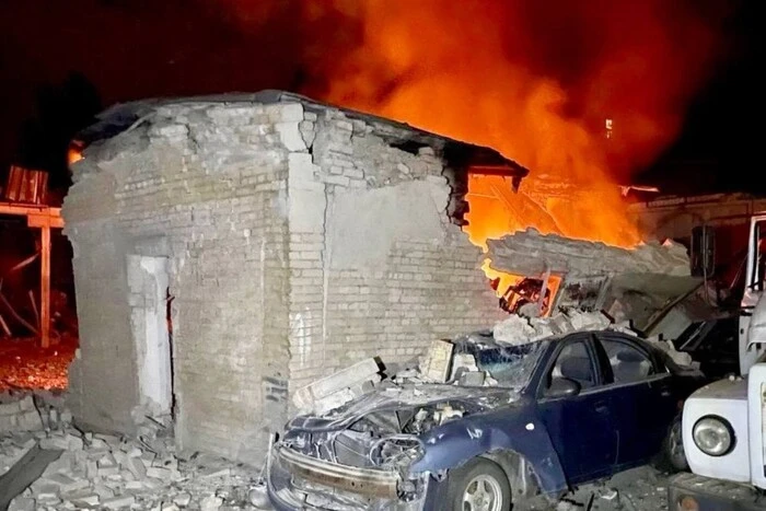 Последствия вражеской атаки в Запорожье