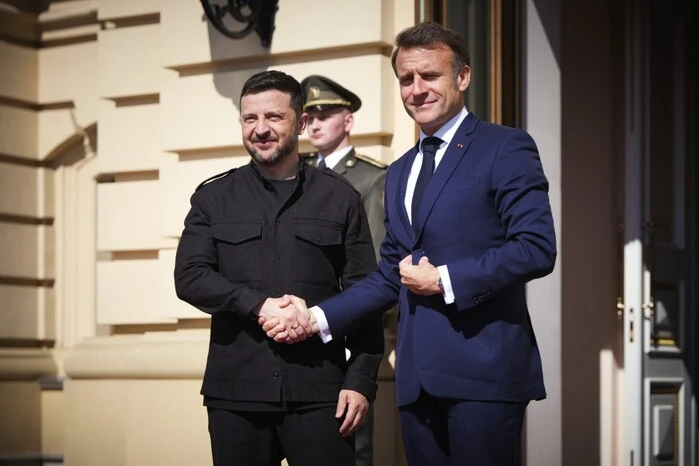 Zawieszenie broni: Macron wyjaśnił, kto będzie monitorował ten proces