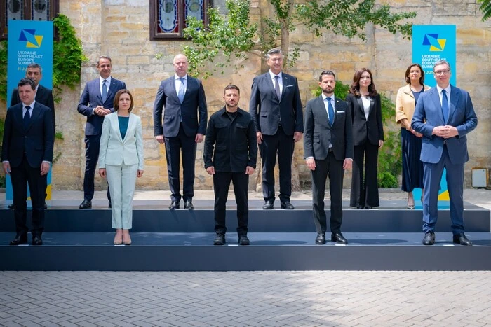 Саміт «Україна – Південно-Східна Європа», повернення тіл полеглих захисників. Головне за 11 червня
