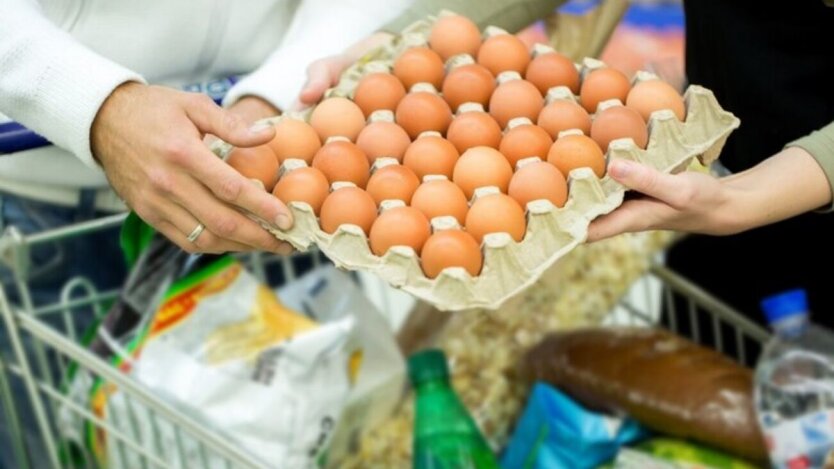 Warzywa gryzą, jaja cieszą: jak zmieniły się ceny popularnych produktów