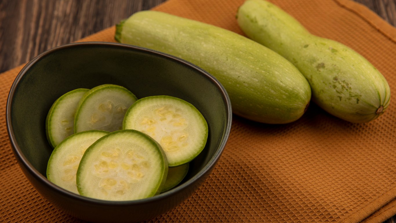 Die Preise für Zucchini - wie viel man im Juli für 1 kg Gemüse zahlen muss