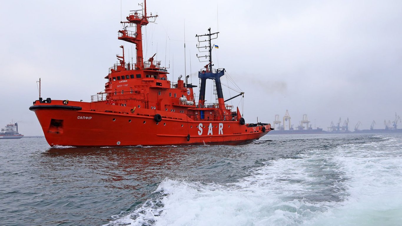 Captured Ukrainian vessel — Russian captains charged
