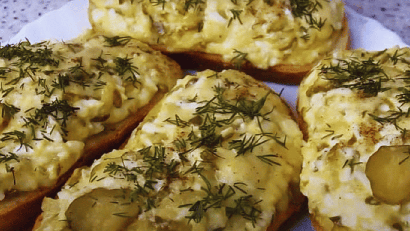 Hot Sandwiches for Breakfast - You Will Need Bread and Eggs