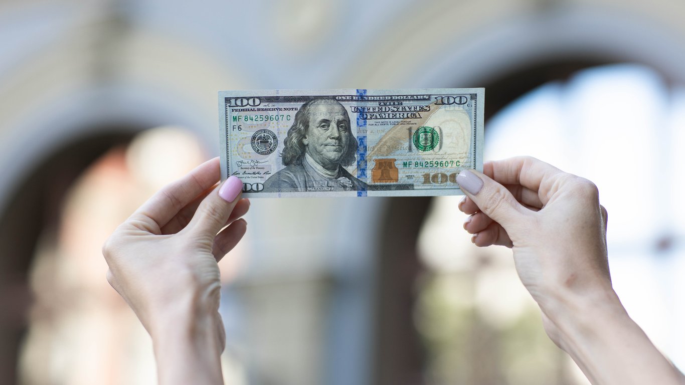 Nominały dolara - jakie obce banknoty warto brać w kantorach